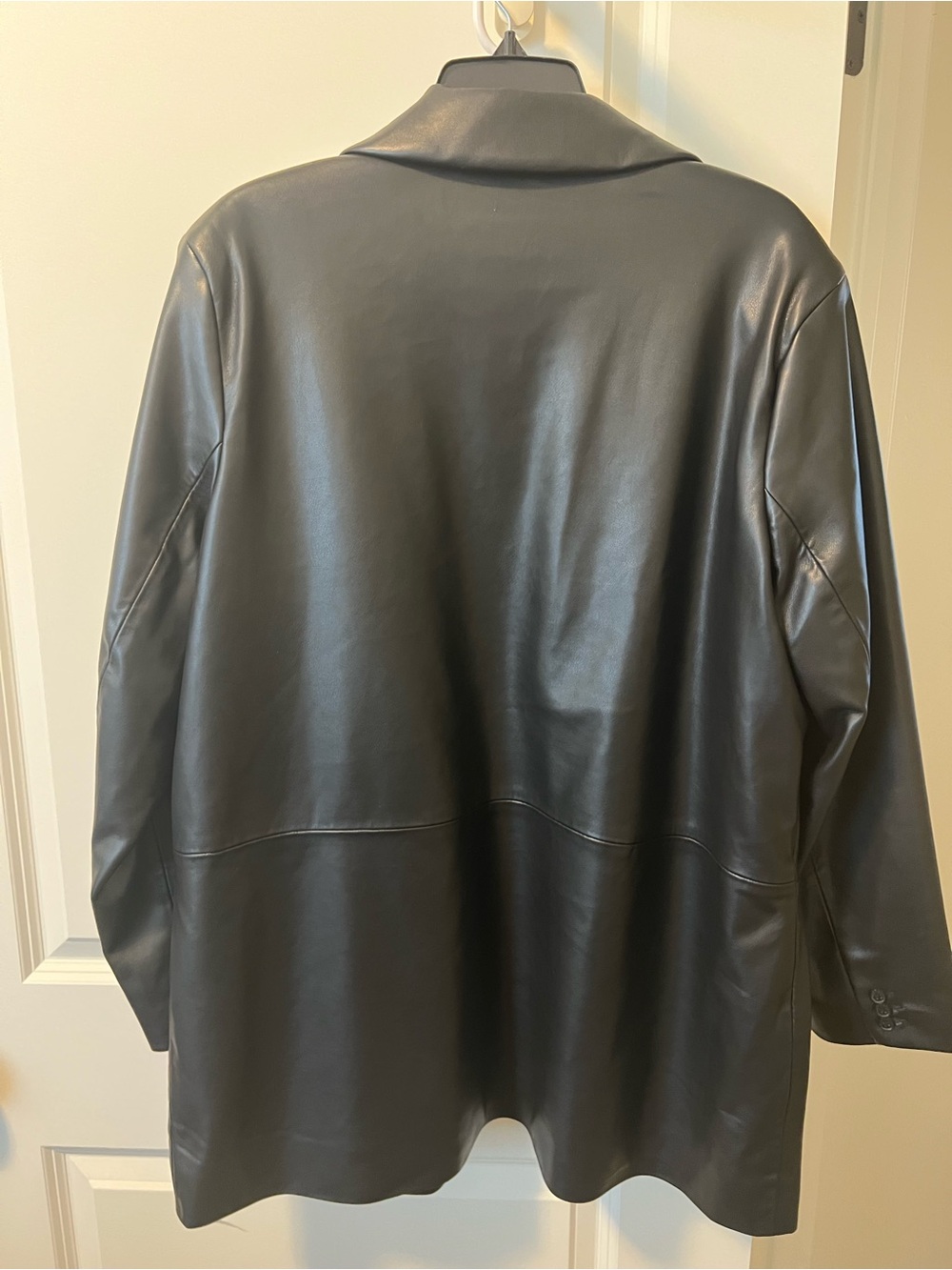 Abercrombie & Fitch Black Vegan Leather Jacket - XL - Picture 2 of 3